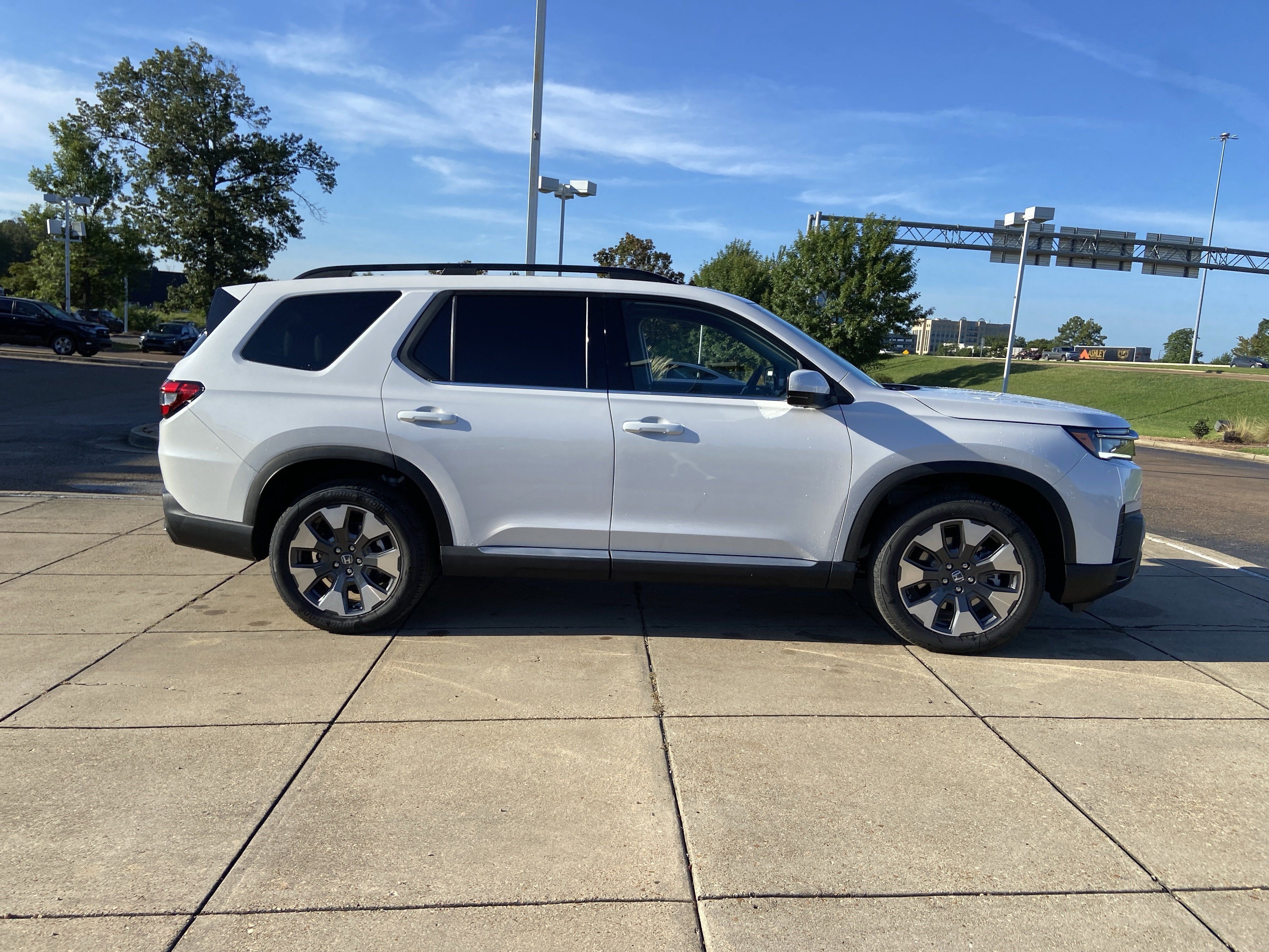 New 2026 Honda Pilot Elite image 12