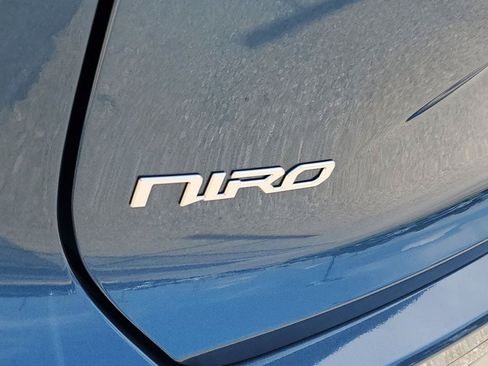 New 2026 Kia Niro FWD image 28