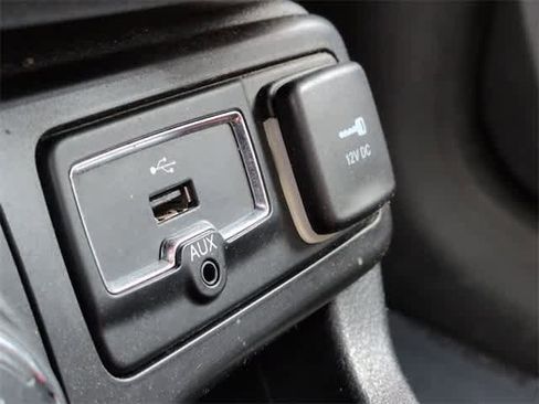 Used 2019 Jeep Renegade Trailhawk w/ LED Lighting Group image 30