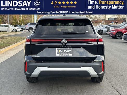 Used 2025 Volkswagen Tiguan S image 4