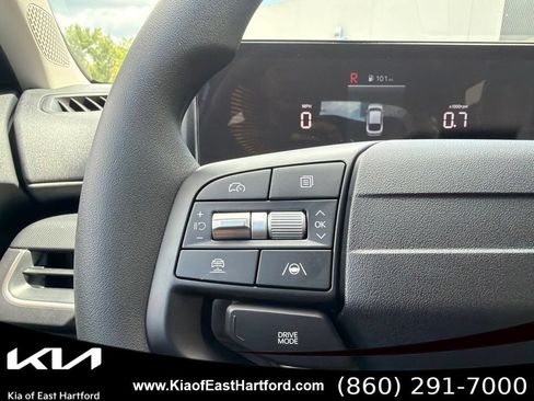 New 2026 Kia K4 FWD image 31