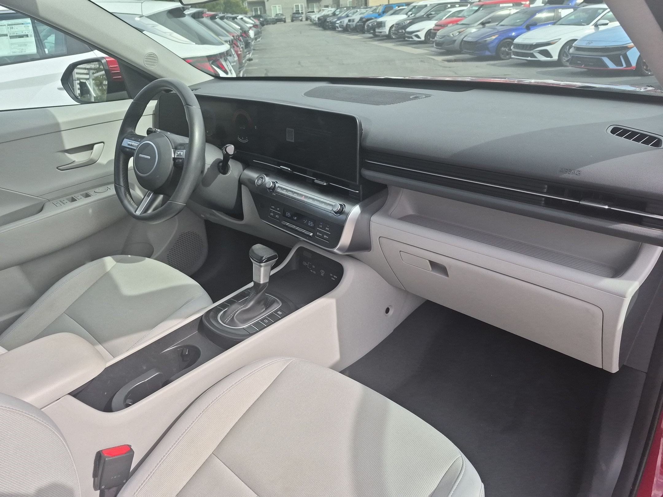 Certified 2024 Hyundai Kona SEL FWD image 32