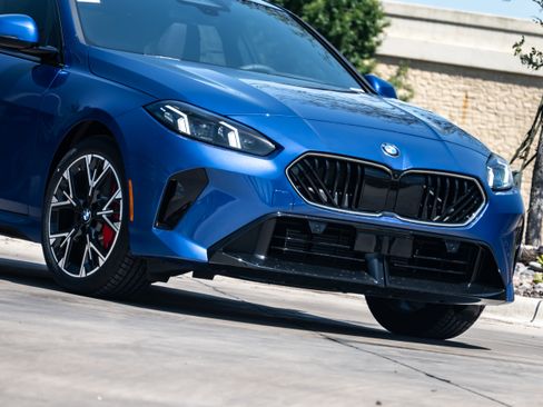 Used 2026 BMW 228i w/ Technology Package image 5