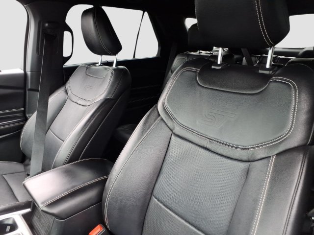 Used 2020 Ford Explorer ST w/ ST High-Performance Pack AWD/4WD image 14