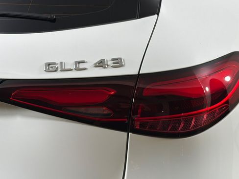 Used 2024 Mercedes-Benz GLC 43 AMG 4MATIC image 27
