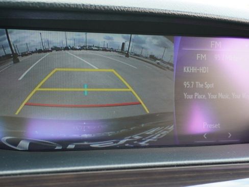 Used 2017 Lexus LS 460 image 17