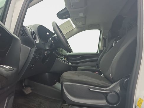 Used 2019 Mercedes-Benz Metris image 12