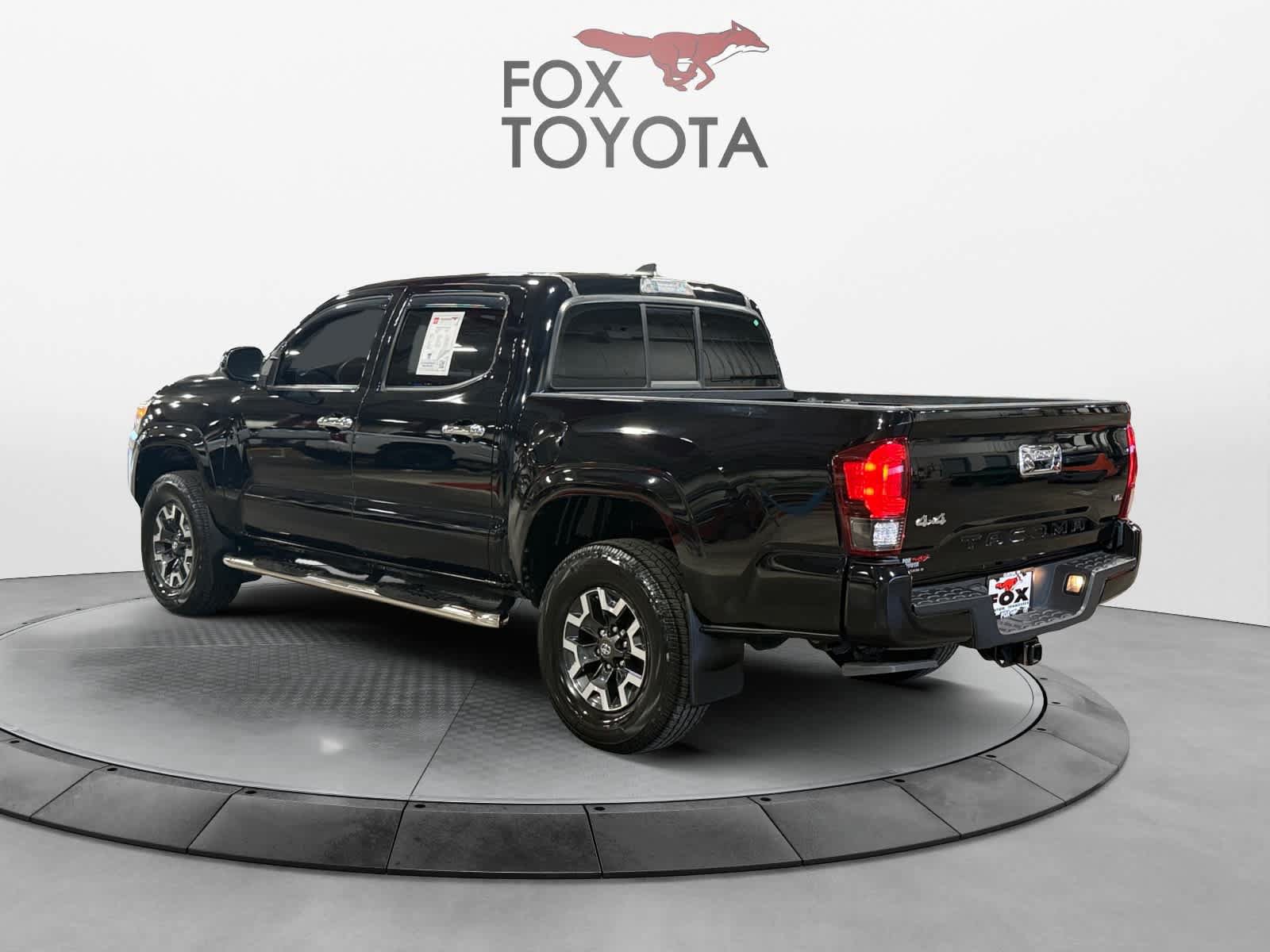 Used 2018 Toyota Tacoma SR w/ SR Convenience Package AWD/4WD image 4