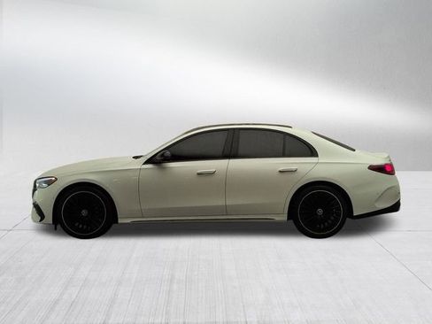 Used 2024 Mercedes-Benz E 350 4MATIC Sedan image 8