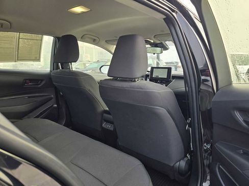 Used 2025 Toyota Corolla LE image 16