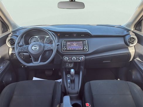 Used 2025 Nissan Kicks Play S image 22