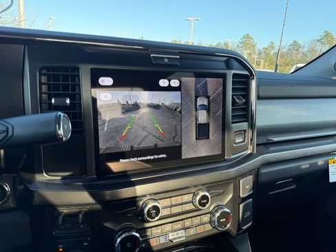 New 2026 Ford F250 Lariat w/ Black Appearance Package AWD/4WD image 17