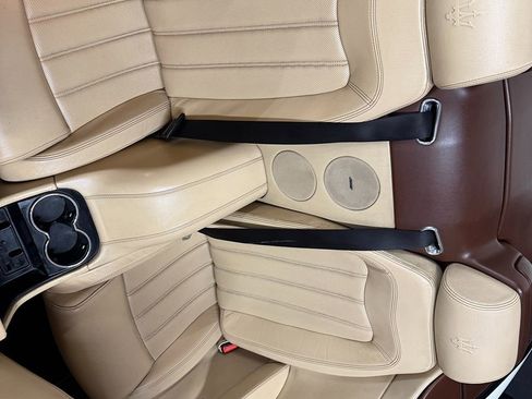 Used 2011 Maserati GranTurismo Convertible image 18