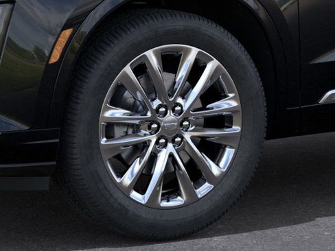 New 2025 Cadillac XT6 Premium Luxury w/ LPO, Floor Liner Package image 9