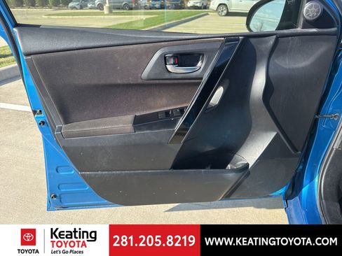 Used 2016 Scion iM image 9