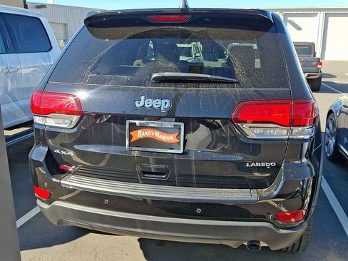 Used 2022 Jeep Grand Cherokee Laredo E w/ Security & Convenience Group image 3