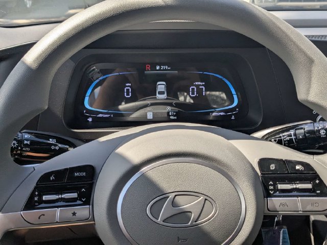 Used 2026 Hyundai Elantra SE FWD image 26