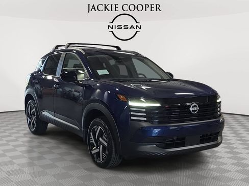 New 2027 Nissan Kicks SV w/ Cold Weather Package FWD image 3