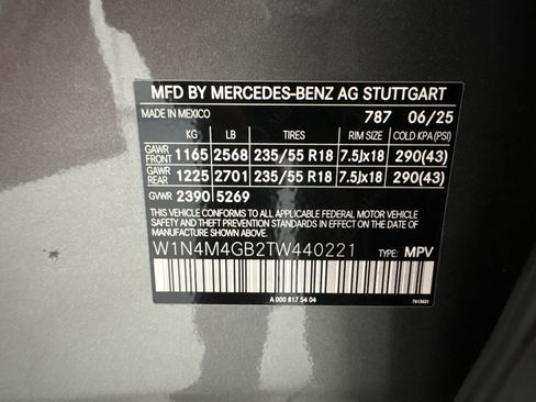 Certified 2026 Mercedes-Benz GLB 250 image 27