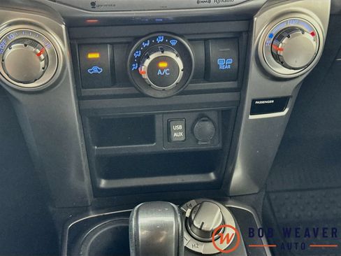Used 2018 Toyota 4Runner SR5 AWD/4WD image 19