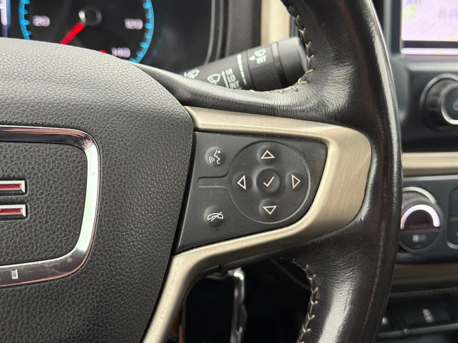 Used 2018 GMC Canyon Denali AWD/4WD image 26
