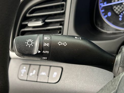 Used 2020 Hyundai Elantra SEL w/ Cargo Package (C1) image 40