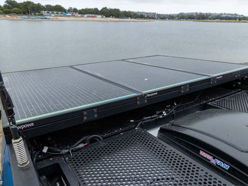 Used 2021 Mercedes-Benz Sprinter 2500 image 86