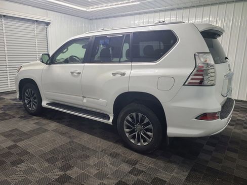 Used 2014 Lexus GX 460 Luxury image 9
