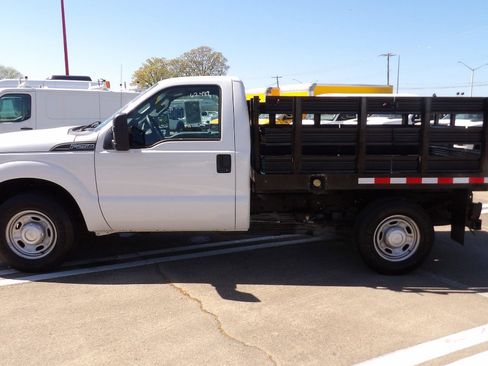 Used 2016 Ford F250 XL RWD image 5