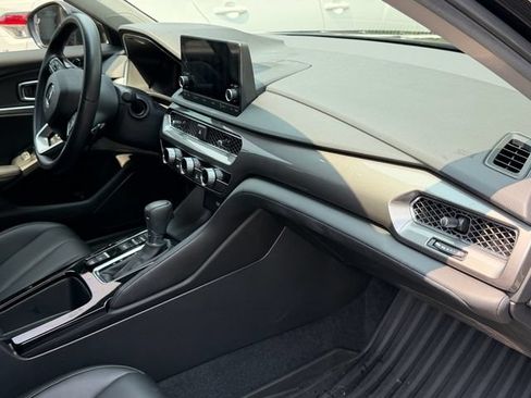 Certified 2025 Acura Integra FWD image 18