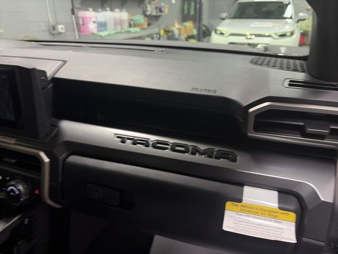 New 2025 Toyota Tacoma TRD Off-Road image 32