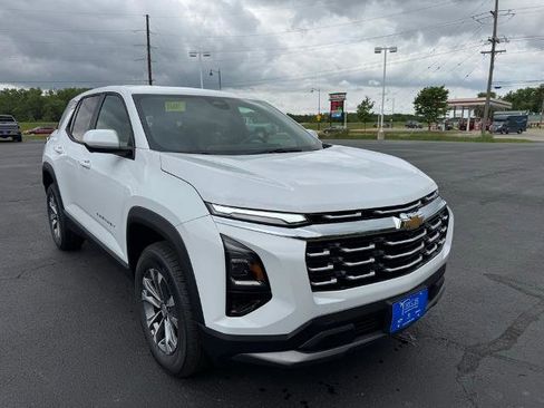 New 2026 Chevrolet Equinox LT w/ Convenience Package II image 5