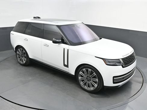 Used 2023 Land Rover Range Rover SE AWD/4WD image 38