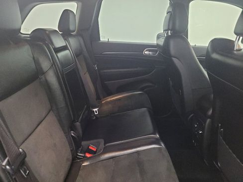 Used 2021 Jeep Grand Cherokee Laredo X AWD/4WD image 19