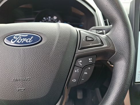 Certified 2022 Ford Edge SE w/ Black Appearance Package AWD/4WD image 23