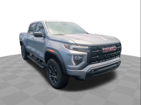 New 2025 GMC Canyon Elevation w/ Convenience Package image 2