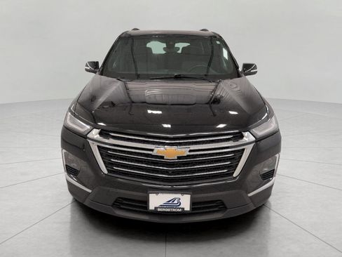 Used 2023 Chevrolet Traverse LT w/ Rear Camera Mirror Package AWD/4WD image 13