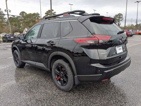 New 2026 Nissan Rogue SV image 6