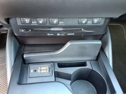 Used 2019 Lexus ES 350 w/ Premium Package FWD image 29