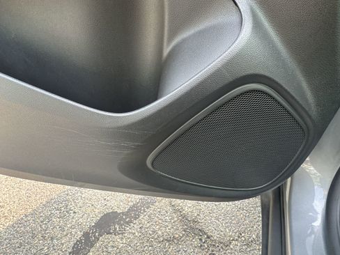 Used 2023 Buick Encore GX Preferred w/ Cold Weather Comfort Package image 25