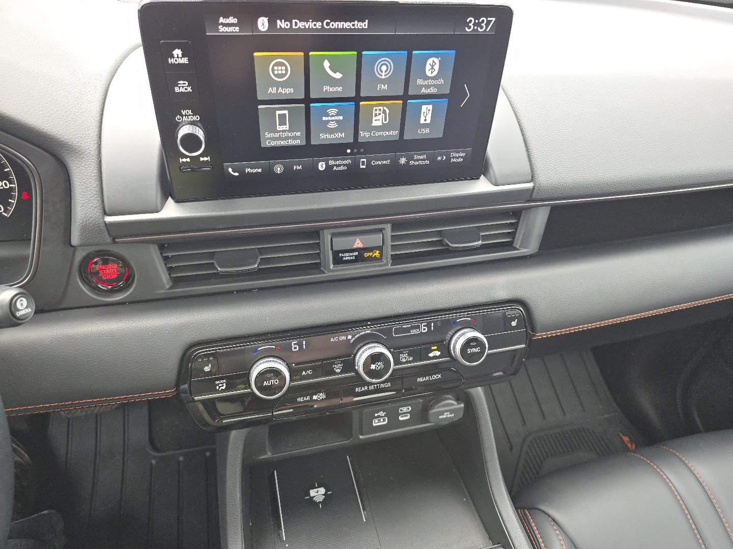 Used 2025 Honda Pilot TrailSport image 39