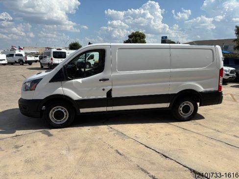 Used 2020 Ford Transit 150 Low Roof RWD image 4