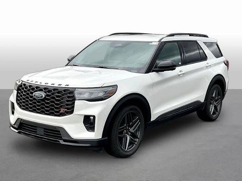 Certified 2025 Ford Explorer ST AWD/4WD image 3