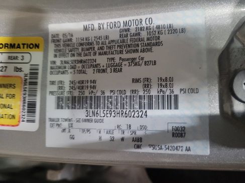 Used 2017 Lincoln MKZ Reserve image 33