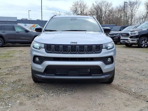 New 2026 Jeep Compass Latitude image 8
