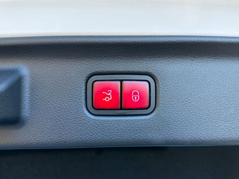 Certified 2024 Mercedes-Benz Maybach S 580 4MATIC image 18