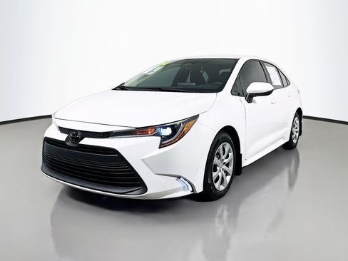 Used 2024 Toyota Corolla LE FWD image 10