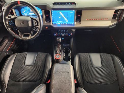 Used 2022 Ford Bronco Raptor image 4