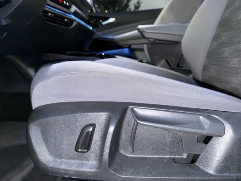 Used 2021 Volkswagen ID.4 Pro w/ ID.4 Protection Package image 30