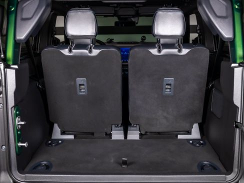 Used 2024 Ford Bronco Wildtrak AWD/4WD image 40
